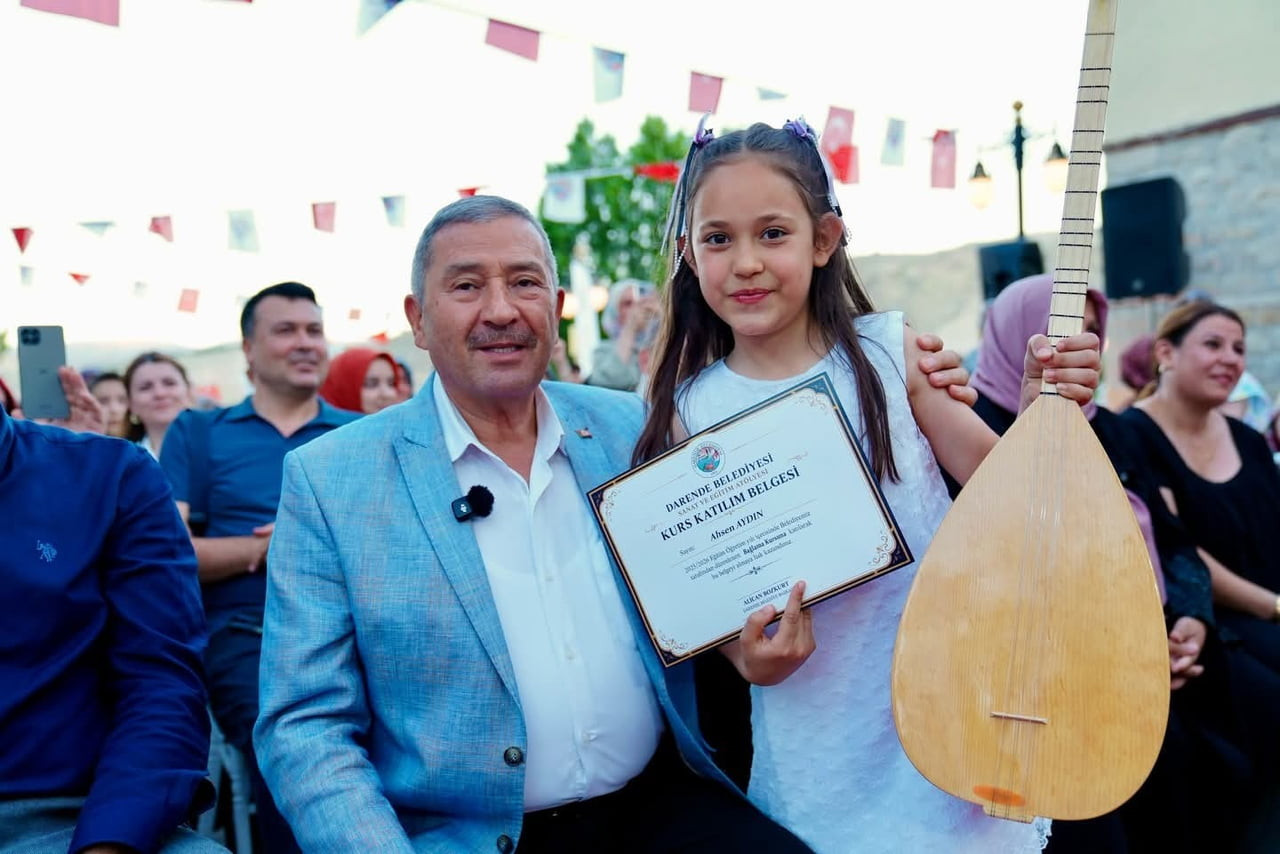 DARENDE BELEDİYESİ SANAT VE EĞİTİM ATÖLYESİ'NDE DÖNEM SONU HEYECANI