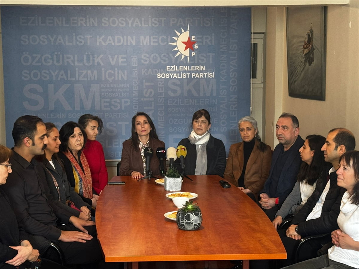 DEM Parti Eş Genel Başkanı Tülay Hatimoğulları, Ezilenlerin Sosyalist Partisi (ESP) İstanbul İl...