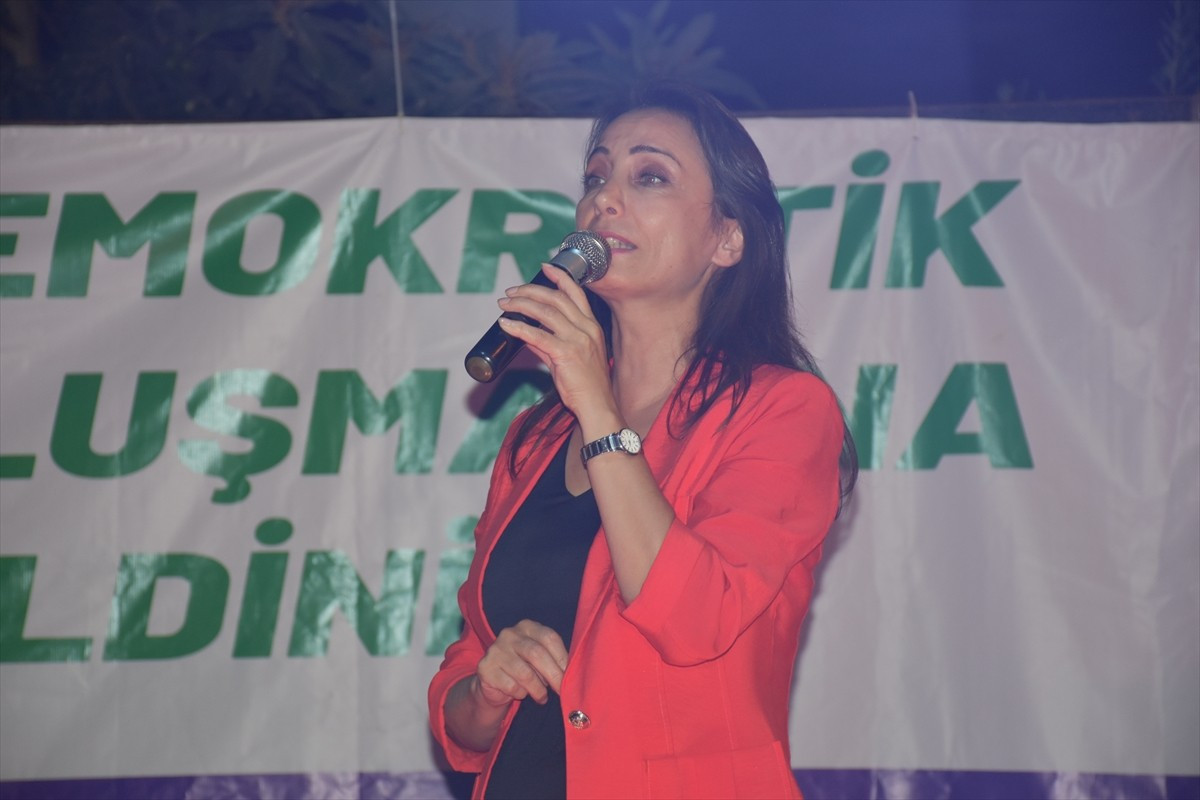 DEM Parti Eş Genel Başkanı Tülay Hatimoğulları, partisince Adana'nın Ceyhan ilçesinde düzenlenen...