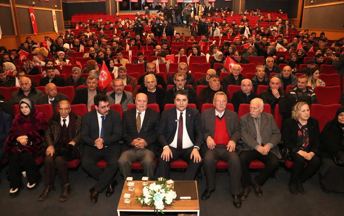 Demokrat Parti (DP) Genel Başkanı Gültekin Uysal, Erzurum'da partisinin 80. yıl dönümü kapsamında...