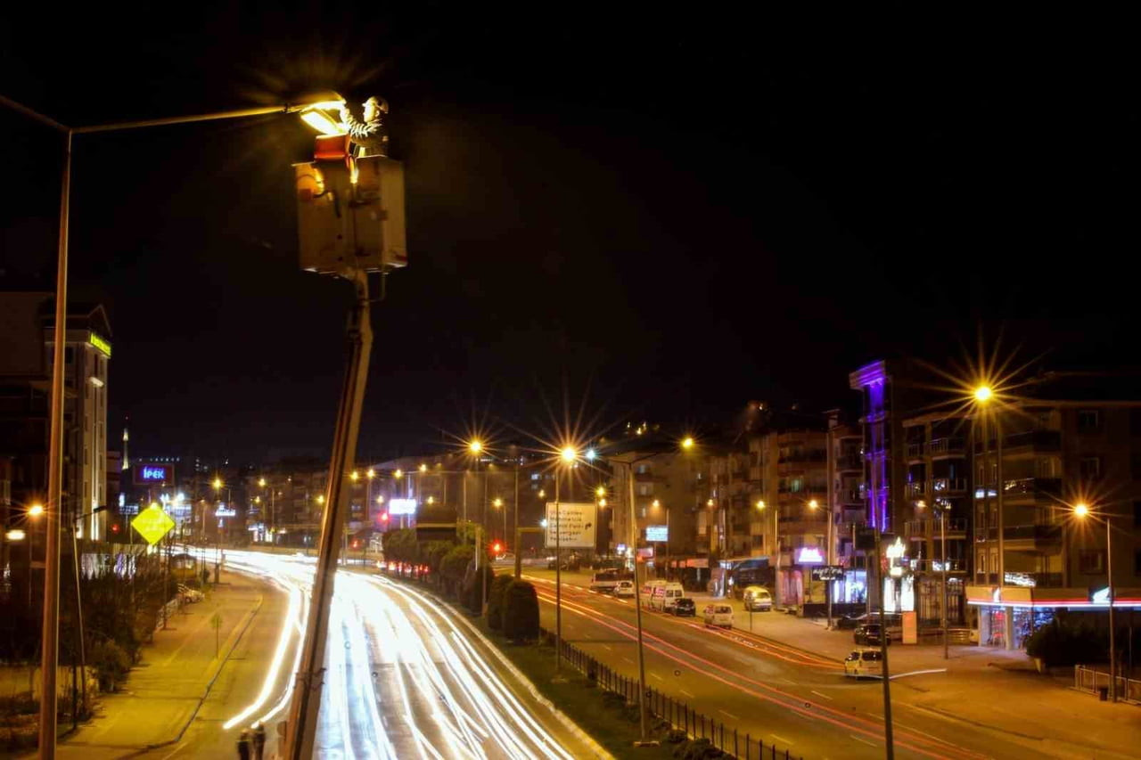 DENİZLİ, AYDIN VE MUĞLA'DA ELEKTRİK DAĞITIM HİZMETİ VEREN ADM ELEKTRİK, YAKLAŞIK 2 BUÇUK MİLYON...