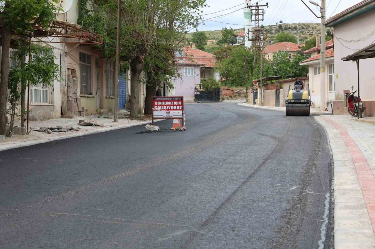 DENİZLİ BÜYÜKŞEHİR BELEDİYESİ, ÇİVRİL İLÇESİ İĞDİR MAHALLESİ’NDE ULAŞIM KONFORUNU ARTIRACAK ÖNEMLİ...