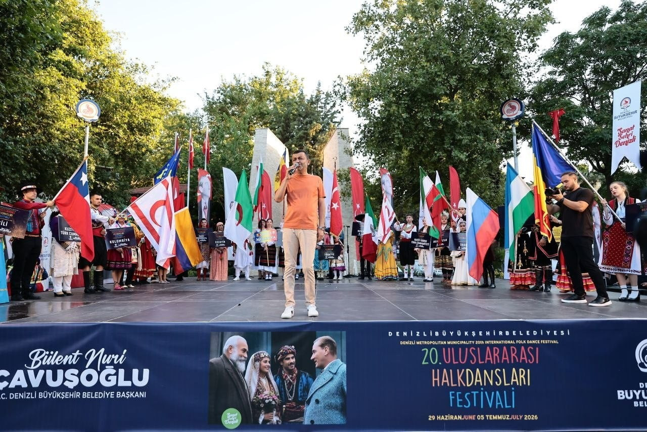 DENİZLİ BÜYÜKŞEHİR BELEDİYESİ TARAFINDAN BU YIL 20’NCİSİ DÜZENLENEN ULUSLARARASI HALK DANSLARI...