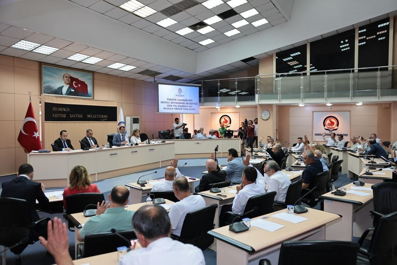 DENİZLİ BÜYÜKŞEHİR BELEDİYESİ, TOPLUM SAĞLIĞINI TEHDİT EDEN TÜTÜN, ALKOL, MADDE, KUMAR VE...