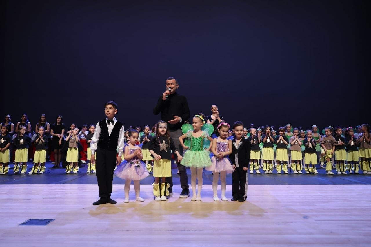 DENİZLİ BÜYÜKŞEHİR BELEDİYESİ’NİN 23 NİSAN ULUSAL EGEMENLİK VE ÇOCUK BAYRAMI ETKİNLİKLERİ, BALE VE...