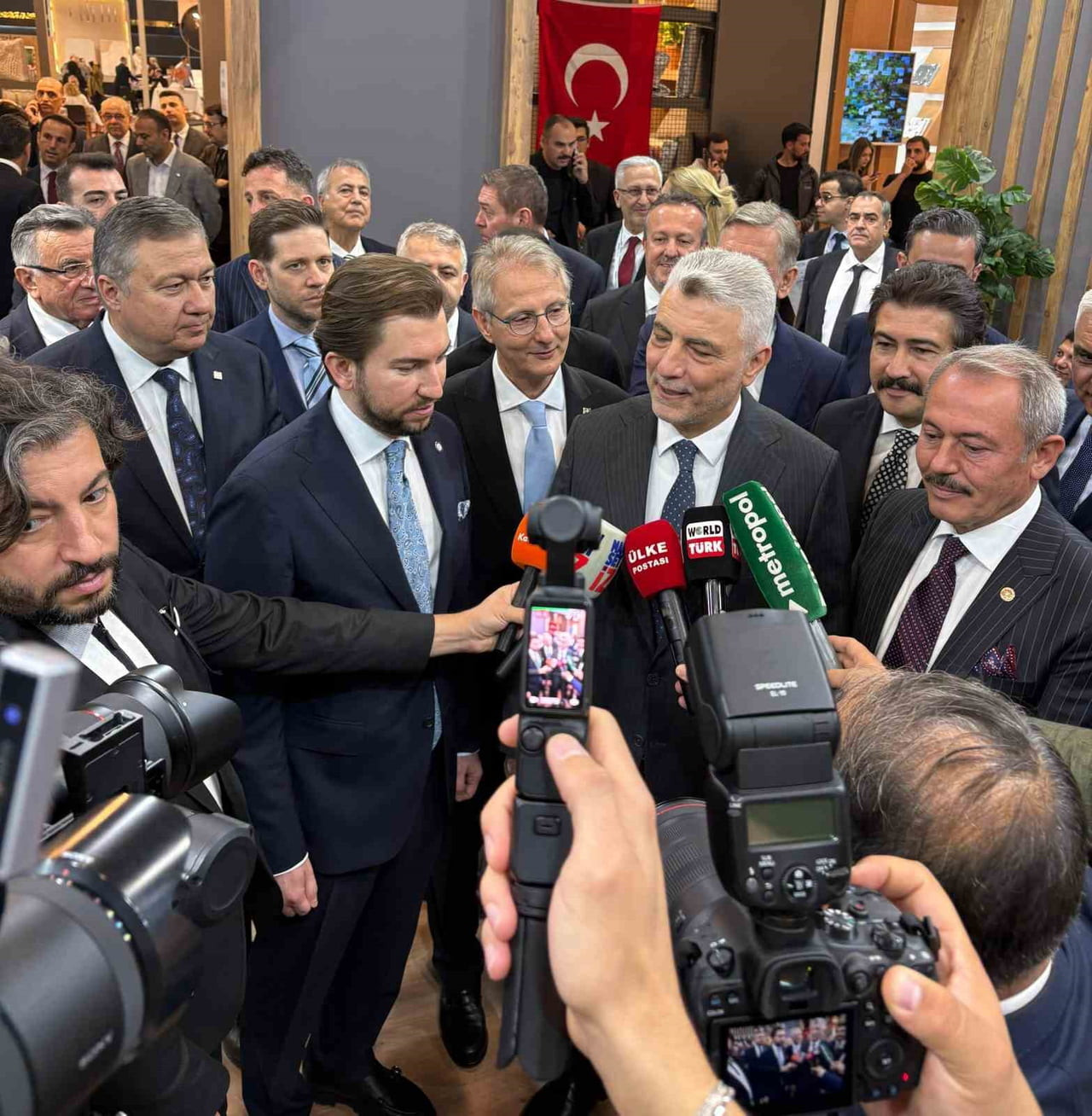 DENİZLİ İHRACATÇILAR BİRLİĞİ (DENİB) ÜYESİ FİRMALAR, 19-22 MAYIS TARİHLERİ ARASINDA DÜZENLENEN...