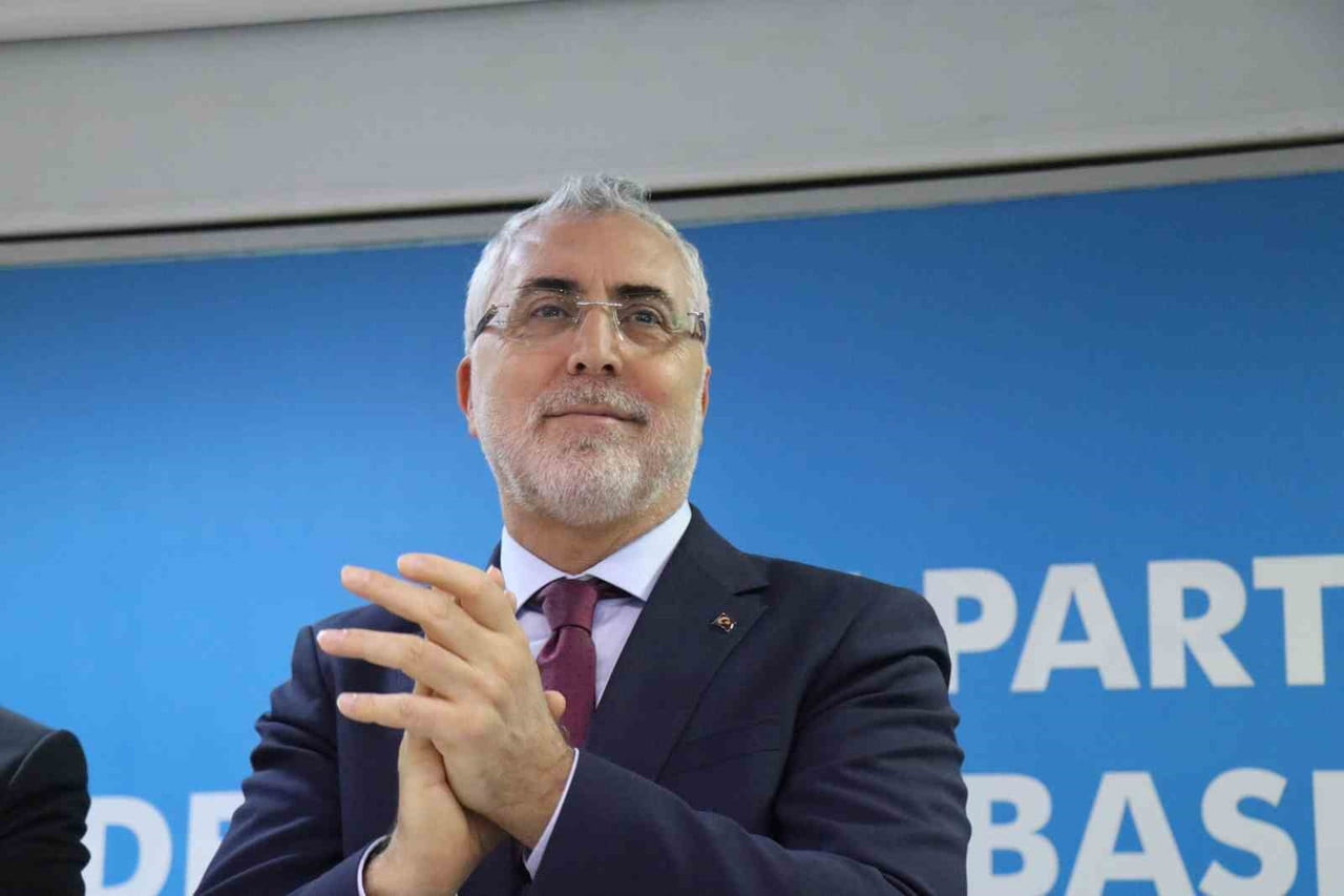 DENİZLİ PROGRAMI KAPSAMINDA AK PARTİ TEŞKİLATIYLA BİR ARAYA GELEN ÇALIŞMA VE SOSYAL GÜVENLİK...