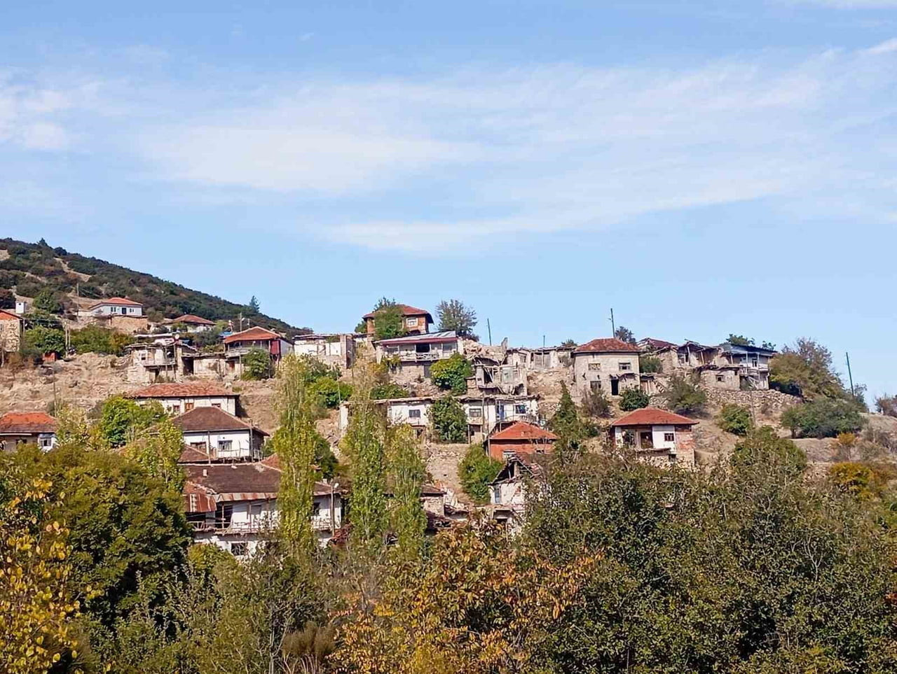 DENİZLİ'NİN ÇAL İLÇESİNE BAĞLI DAĞMARMARA MAHALLESİ, ÖZGÜN MİMARİSİ, DOĞAL YAPISI VE KÜLTÜREL...