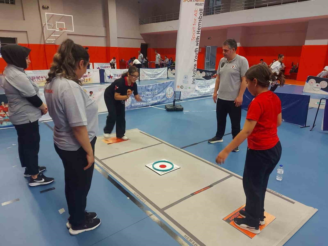 DENİZLİ’DE 19 MAYIS ATATÜRK’Ü ANMA, GENÇLİK VE SPOR BAYRAMI KAPSAMINDA HEMSBALL TURNUVASI...