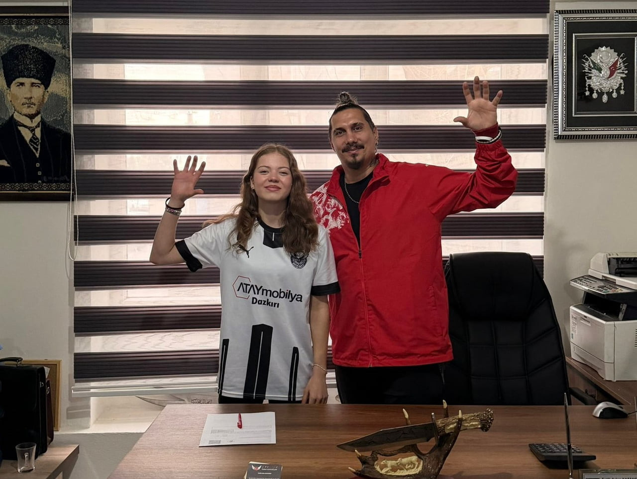 DENİZLİ’DE FAALİYET GÖSTEREN KADIN FUTBOL KULÜPLERİ ARASINA KISA BİR SÜRE ÖNCE KATILAN VE...