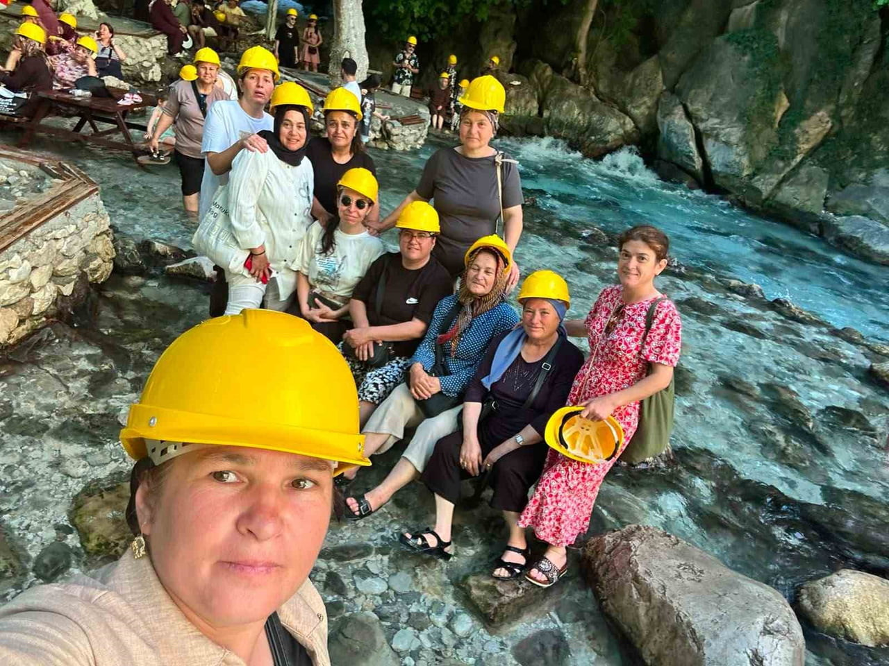 DENİZLİ’NİN BABADAĞ BELEDİYESİ, İLÇEDE YAŞAYAN KADINLARA YÖNELİK BAŞLATTIĞI ANLAMLI SOSYAL PROJEYİ...
