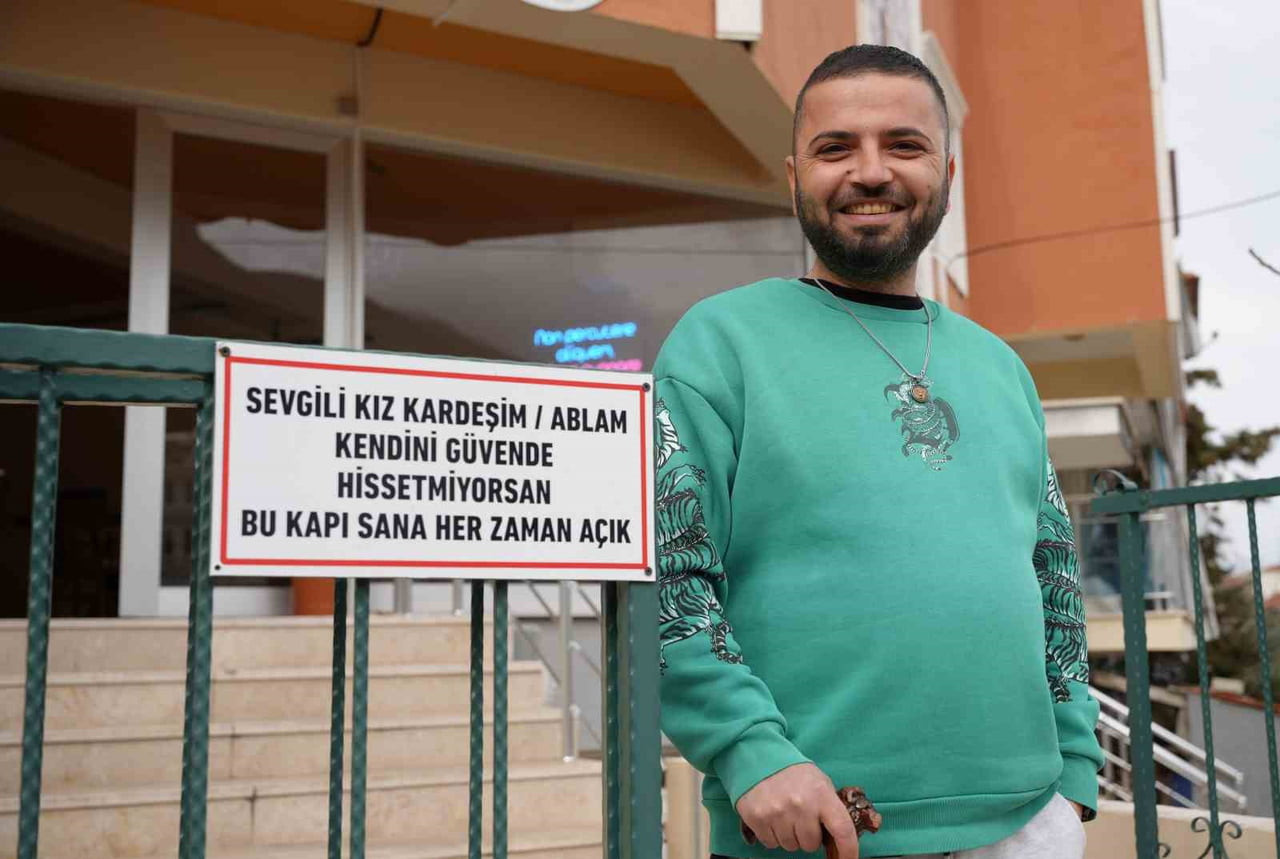 DENİZLİ’NİN PAMUKKALE İLÇESİNDE KAFE İŞLETMECİLİĞİ YAPAN SAVAŞ KAHRAMAN, KADINA YÖNELİK ŞİDDET VE...