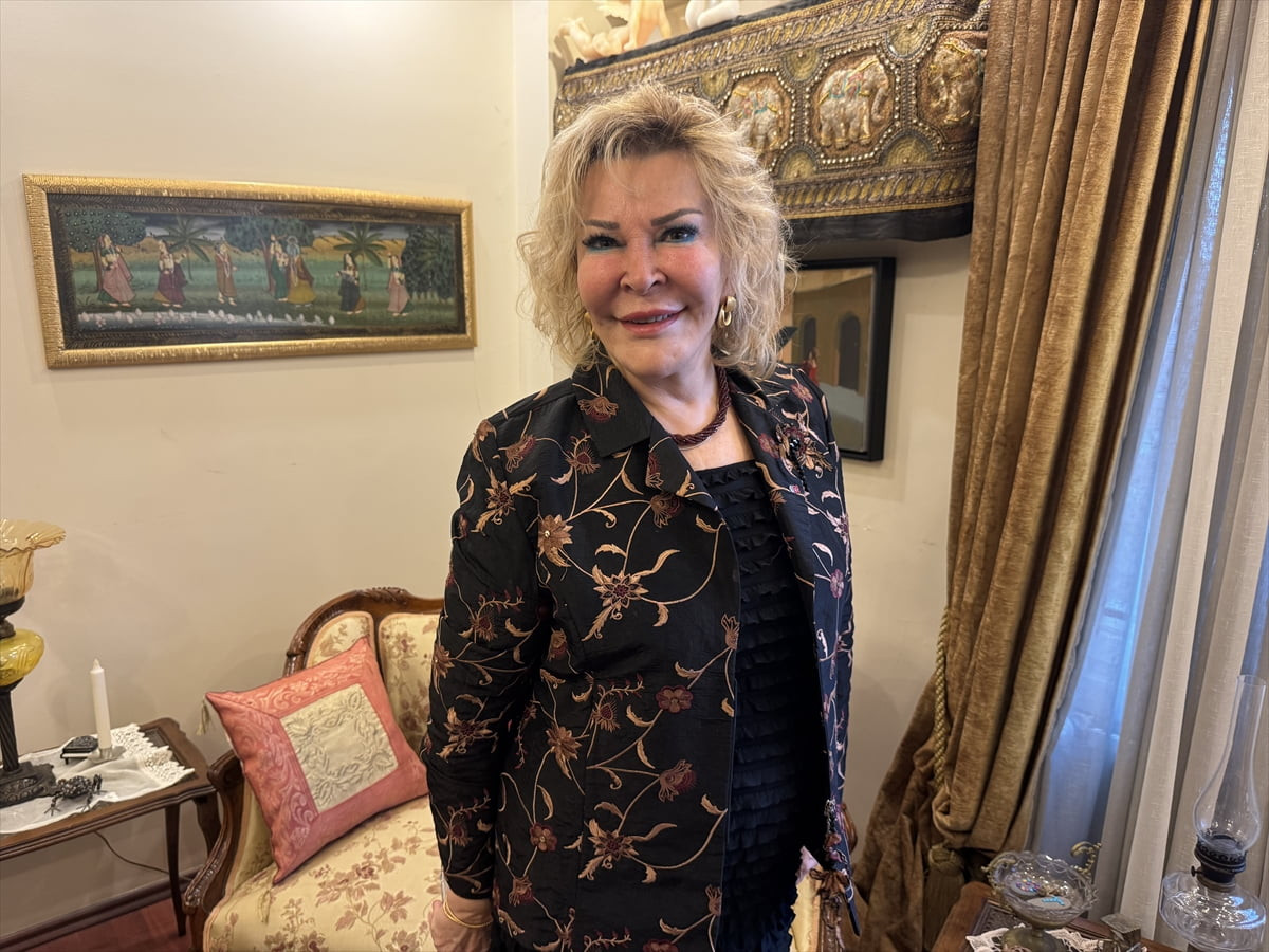 Devlet sanatçısı ve dünyaca ünlü piyanist Gülsin Onay, AA muhabirine açıklamalarda bulundu.