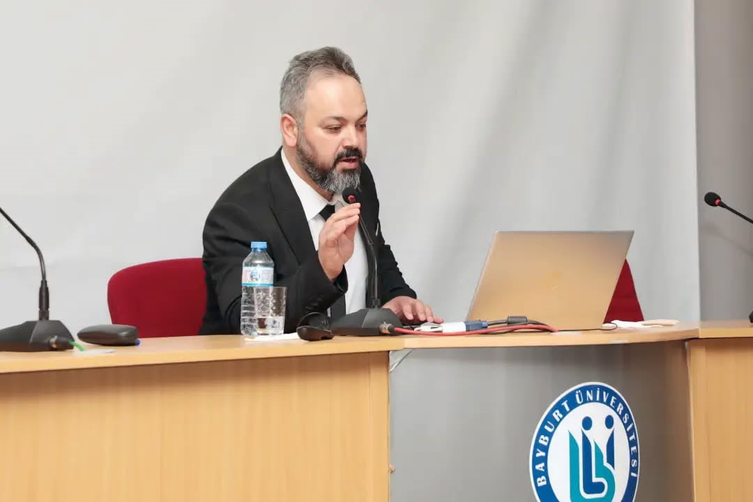 DİRENİŞTEN DİRİLİŞE’ KONFERANSINDA DARBELER ELE ALINDI