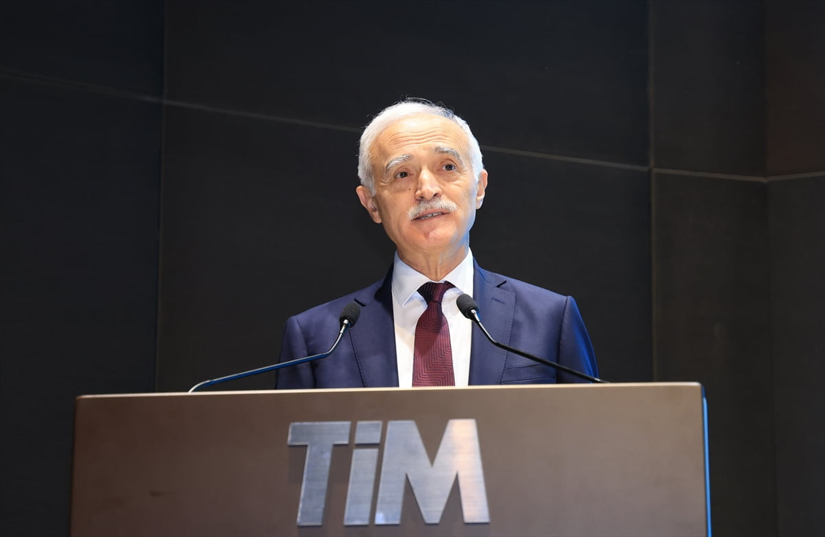 Dış Ekonomik İlişkiler Kurulu (DEİK) Başkanı Nail Olpak, Dünya Gazetesi tarafından TİM Dış Ticaret...