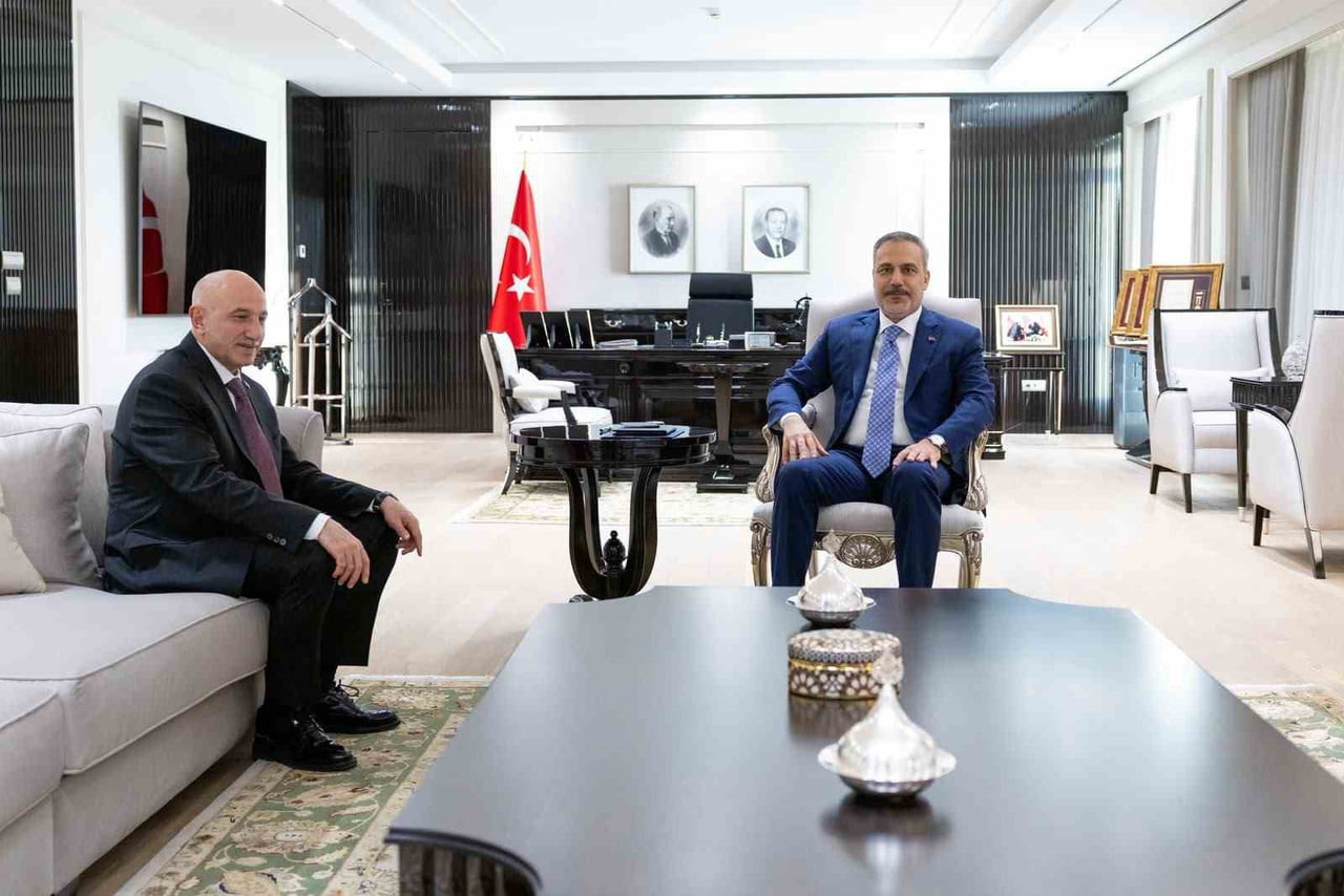 DIŞİŞLERİ BAKANI HAKAN FİDAN, ANKARA İL EMNİYET MÜDÜRÜ MAKSUT YÜKSEL'İ KABUL ETTİ.