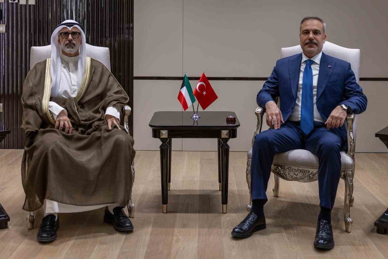 DIŞİŞLERİ BAKANI HAKAN FİDAN, BUGÜN KUVEYT DIŞİŞLERİ BAKANI ŞEYH JARRAH JABER AL-AHMAD AL-SABAH...
