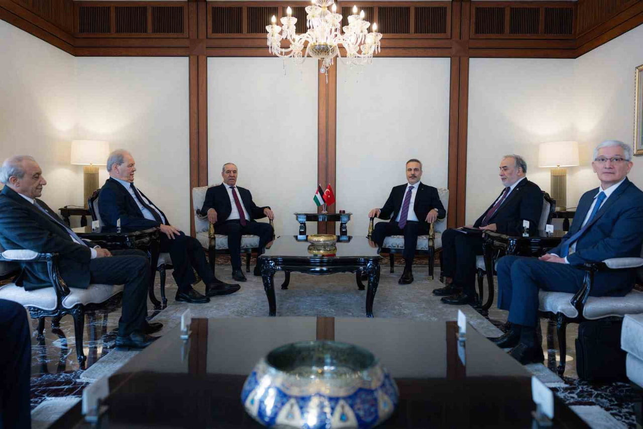 DIŞİŞLERİ BAKANI HAKAN FİDAN, FİLİSTİN DEVLET BAŞKAN YARDIMCISI HÜSEYİN ŞEYH İLE ANKARA’DA BİR...