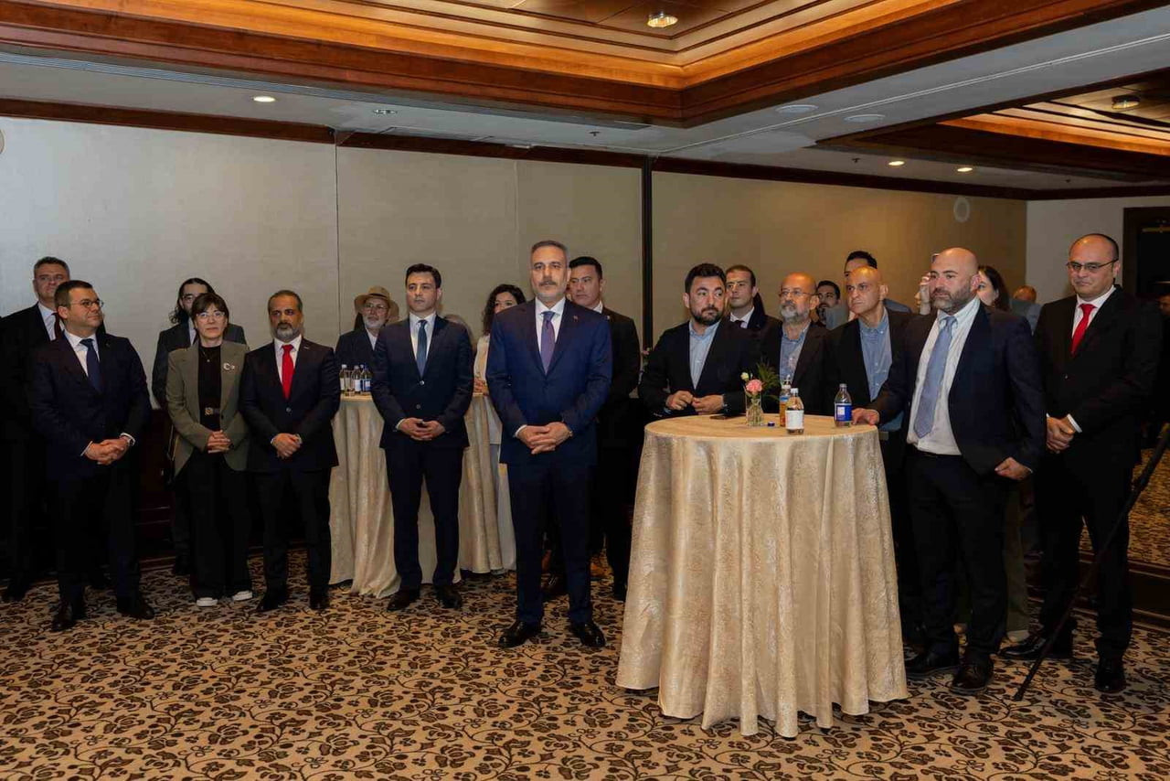 DIŞİŞLERİ BAKANI HAKAN FİDAN, TORONTO'DA, KANADA'DA YERLEŞİK TÜRK İŞ ADAMLARIYLA BİR ARAYA...