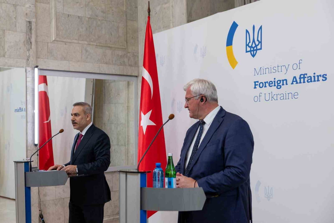 DIŞİŞLERİ BAKANI HAKAN FİDAN, UKRAYNA DIŞİŞLERİ BAKANI ANDRİY SİBİHA İLE ORTAK BASIN TOPLANTISI...