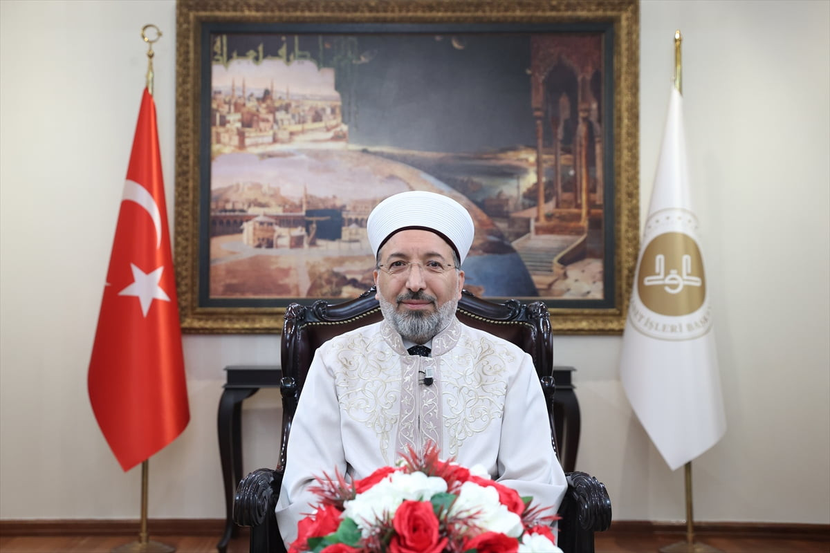 Diyanet İşleri Başkanı Safi Arpaguş, Ramazan ayı dolayısıyla AA muhabirine açıklamalarda...