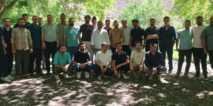 DİYANET İŞLERİ BAŞKANLIĞI'NCA DÜZENLENEN ‘UMRE ÖDÜLLÜ GENÇLİK BİLGİ YARIŞMASI’NA HAKKARİ’DEN...