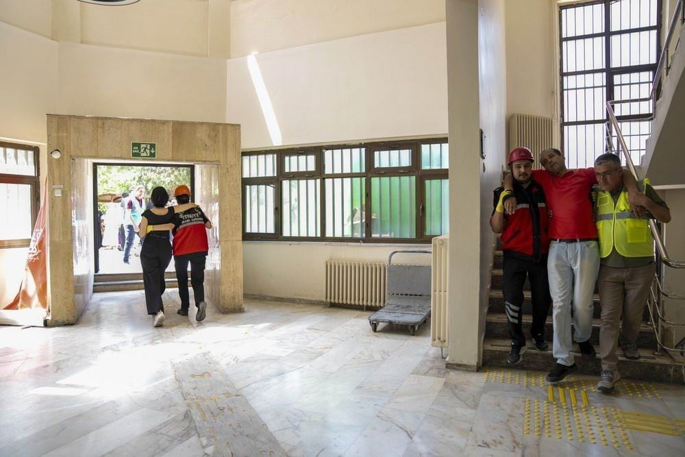 DİYARBAKIR BÜYÜKŞEHİR BELEDİYESİ, OLASI AFET VE ACİL DURUMLARA KARŞI HAZIRLIK DÜZEYİNİ ARTIRMAK...