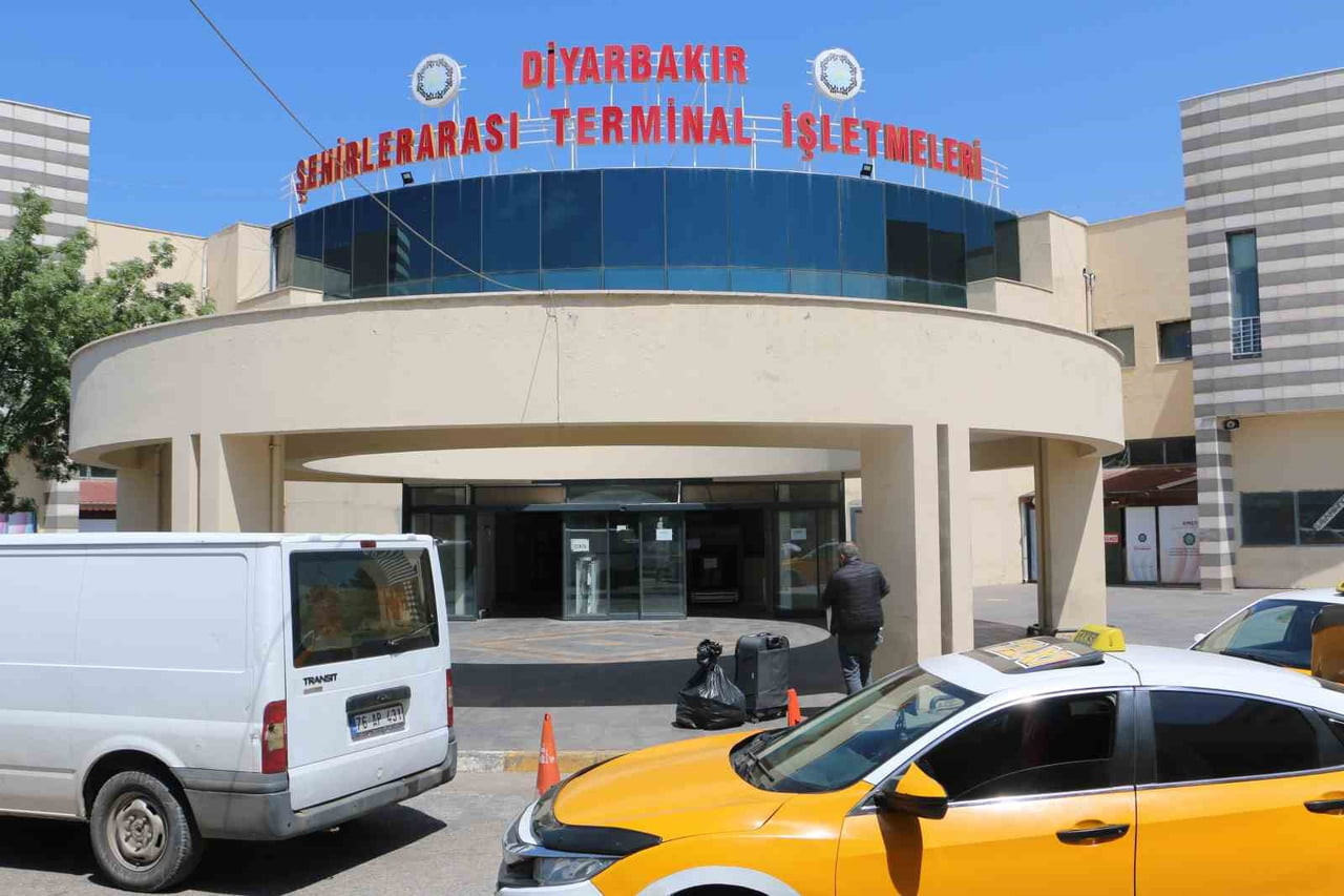 DİYARBAKIR ŞEHİRLER ARASI OTOBÜS TERMİNALİ