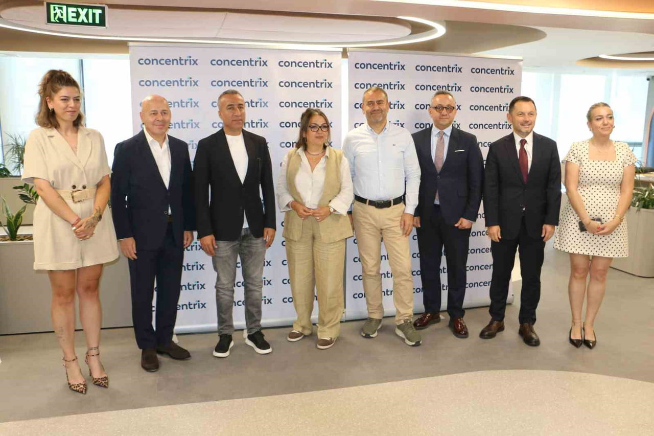 DİYARBAKIR'DA AÇILIŞI YAPILAN ÇAĞRI MERKEZİYLE İLK ETAPTA 400, 2 YILDA İSE 2 BİN KİŞİNİN İSTİHDAM...