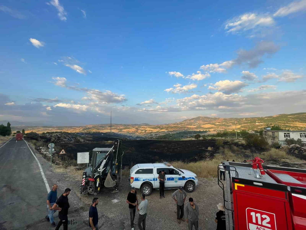 DİYARBAKIR'IN LİCE İLÇESİNDE ZİRAİ VE ORMANLIK ALANDA ÇIKAN YANGIN, YAKLAŞIK 5 SAAT SONRA...