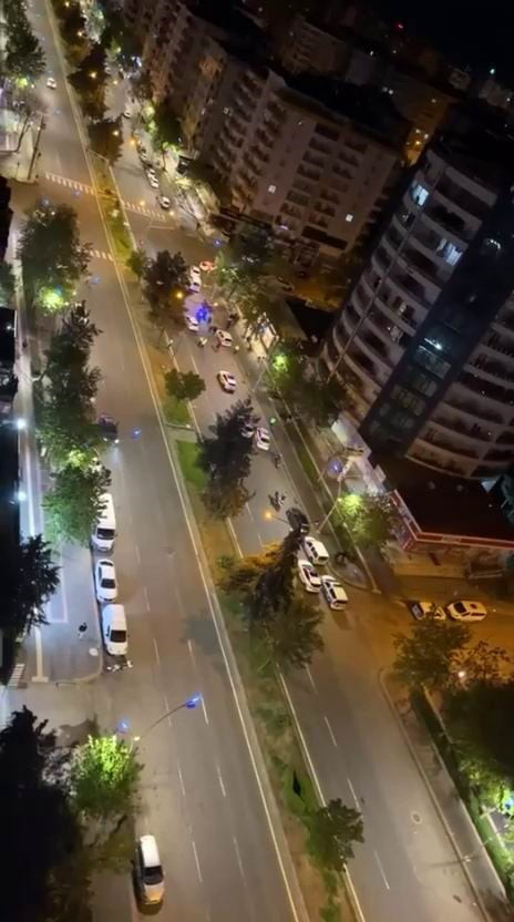 DİYARBAKIR’DA ALKOL ALARAK ARAÇ KULLANAN BABA VE OĞLU, GECE SAATLERİNDE TRAFİĞİ TEHLİKEYE ATARAK...