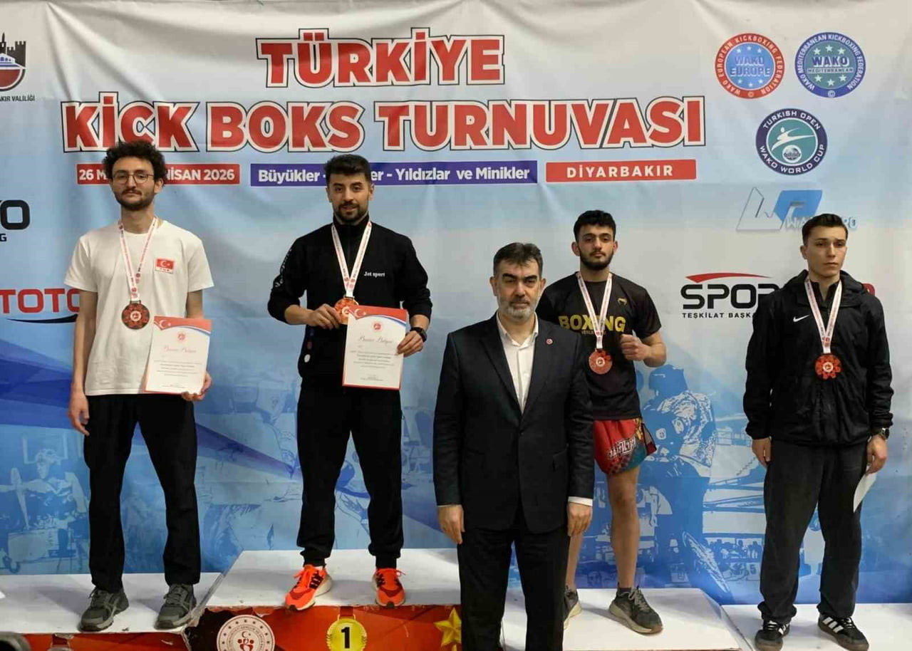 DİYARBAKIR’DA DÜZENLENEN TÜRKİYE KİCK BOKS TURNUVASI’NDA AŞKALELİ SPORCULAR BÜYÜK BİR BAŞARIYA...