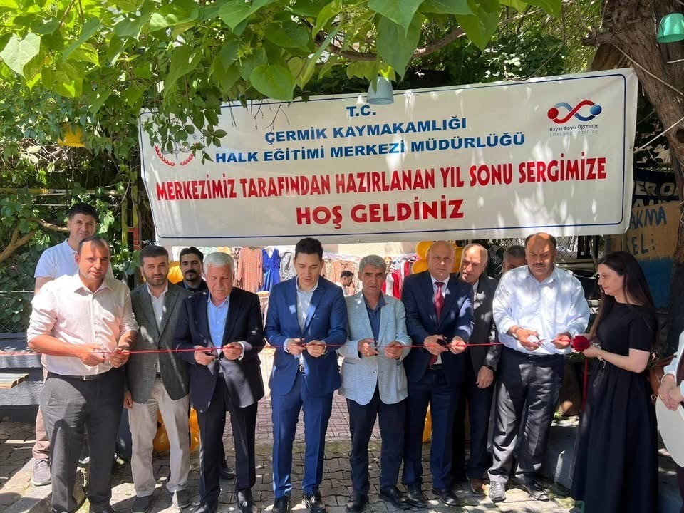 DİYARBAKIR’IN ÇERMİK İLÇE MİLLİ EĞİTİM MÜDÜRLÜĞÜ HALK EĞİTİM MERKEZİ TARAFINDAN YIL SONU ETKİNLİĞİ...