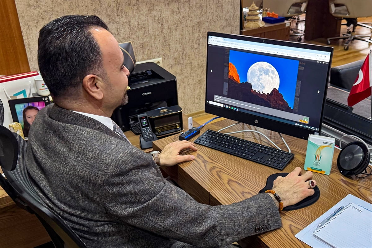 Doğu Anadolu Kalkınma Ajansı (DAKA) Genel Sekreteri Halil İbrahim Güray, Anadolu Ajansının (AA)...