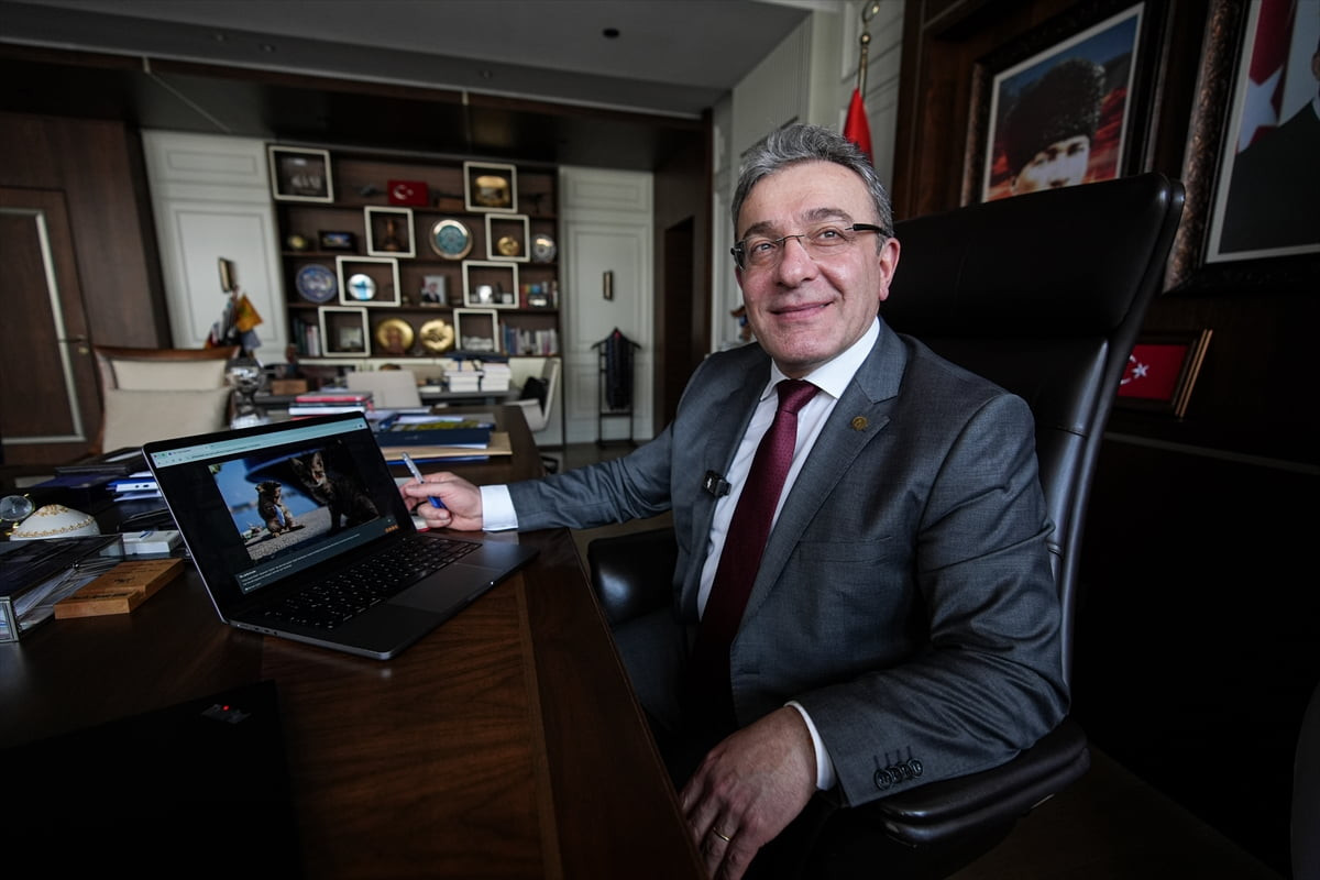 Dokuz Eylül Üniversitesi Rektörü Prof. Dr. Bayram Yılmaz, Anadolu Ajansının (AA) gözünden 2025'e...