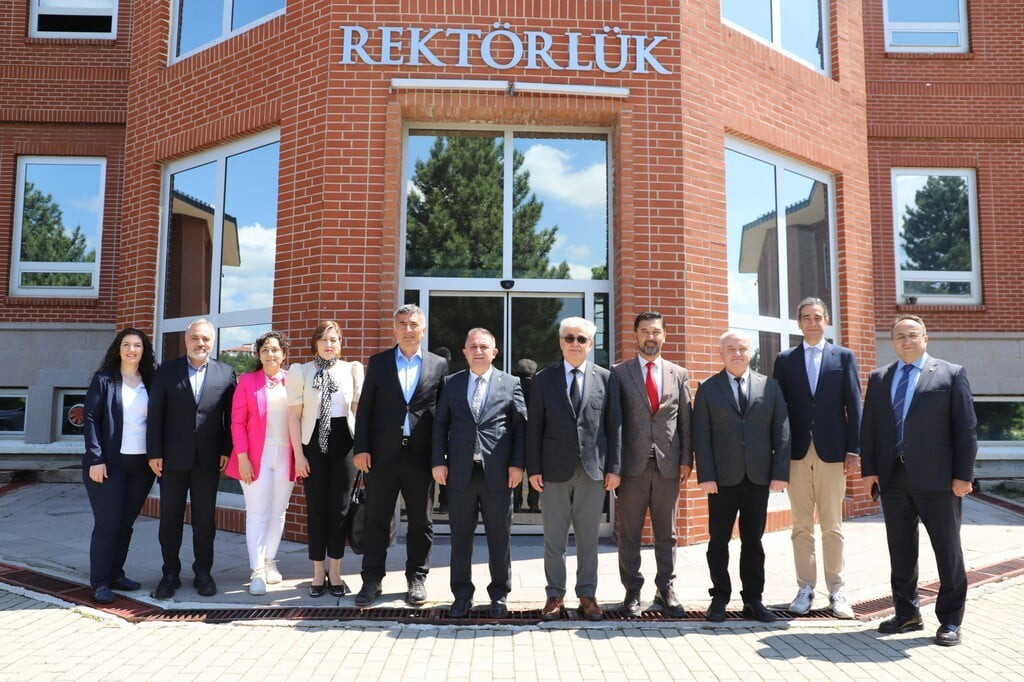 DPÜ İLE OSTİM TEKNİK ÜNİVERSİTESİ ARASISINDA İŞ BİRLİĞİ PROTOKOLÜ