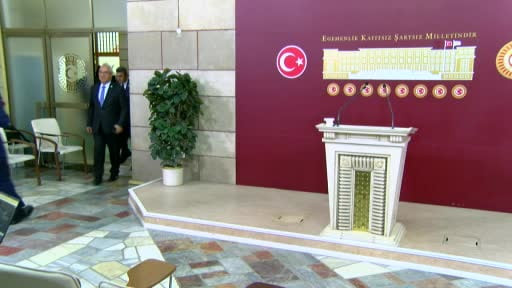 DSP Genel Başkanı Aksakal, CHP'li Emir'in "DSP'ye katılalım" teklifini doğruladı