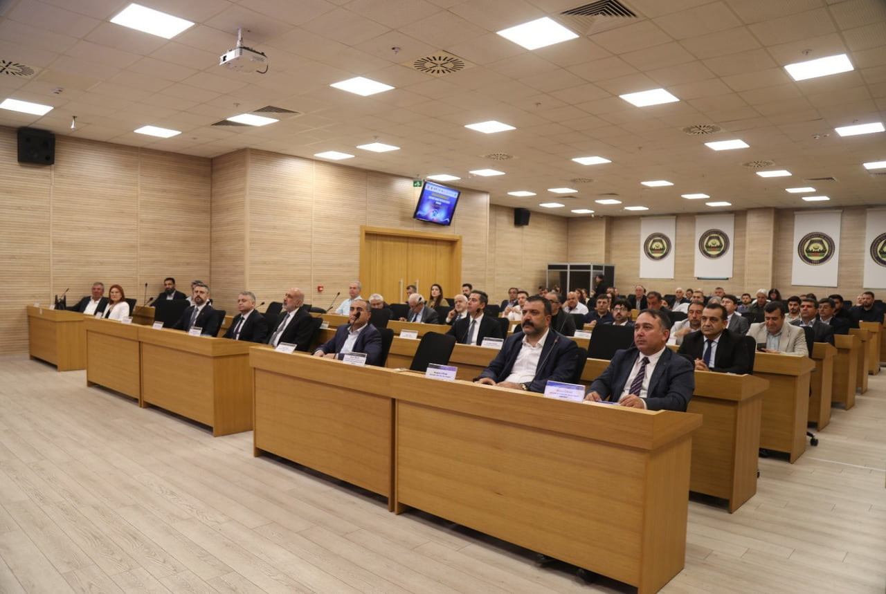 DTSO'DA DÜZENLENEN "İHRACATIN FİNANSMANI VE YENİ NESİL İHRACAT DESTEKLERİ ZİRVESİ"NDE KENTİN...