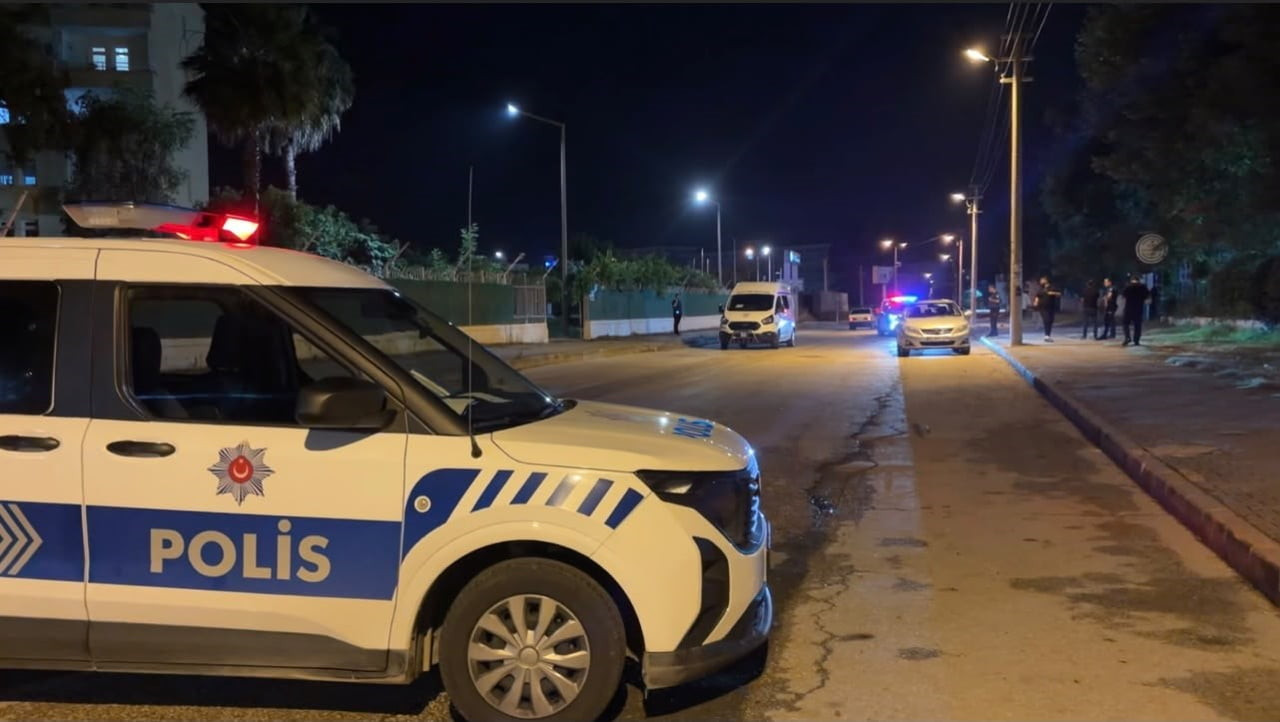 DÜĞÜNDE BAŞLAYAN TARTIŞMA SİLAHLI KAVGAYA DÖNÜŞTÜ: 1 ÖLÜ, 6 YARALI
