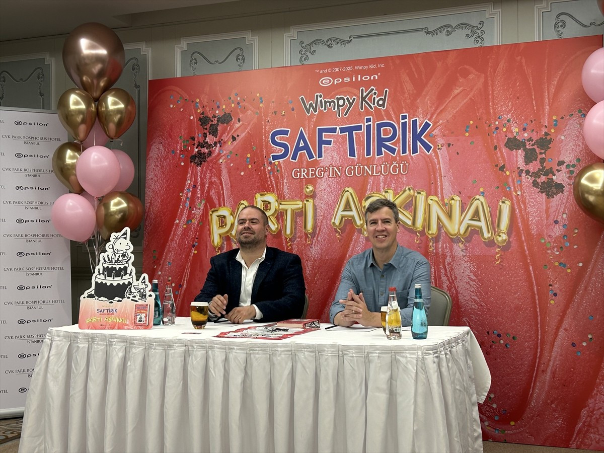 Dünya çapında çok okunan çocuk serilerinden "Saftirik Greg'in Günlüğü" serisinin yazarı Jeff...