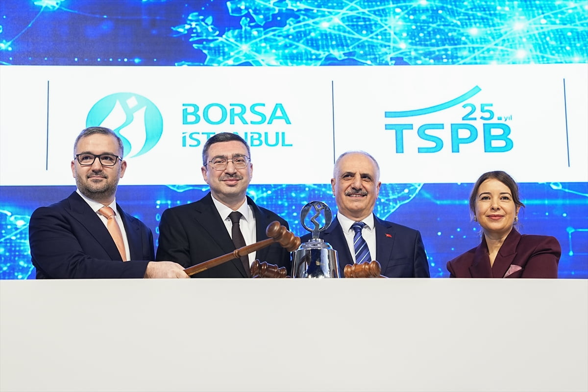 Dünya genelinde özellikle çocuklar ve gençlere farkındalık kazandırmak için düzenlenen Küresel...