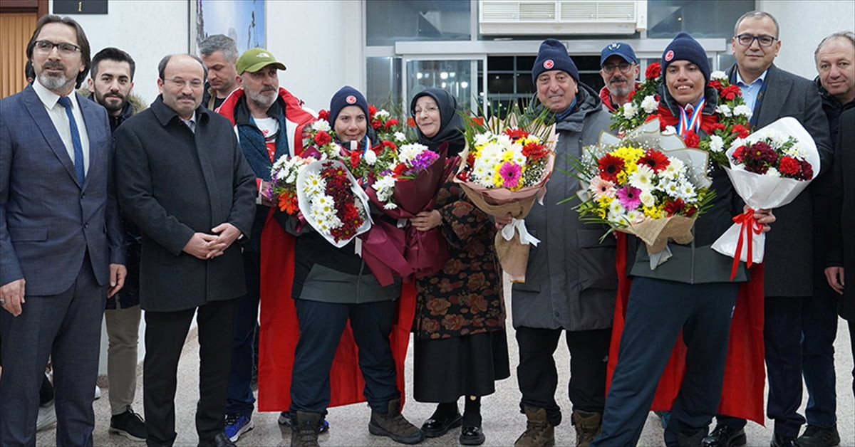 Dünyada milli sporcu olarak kayak müsabakalarına katılan tek otizmli ikizler olarak bilinen Muhsin...