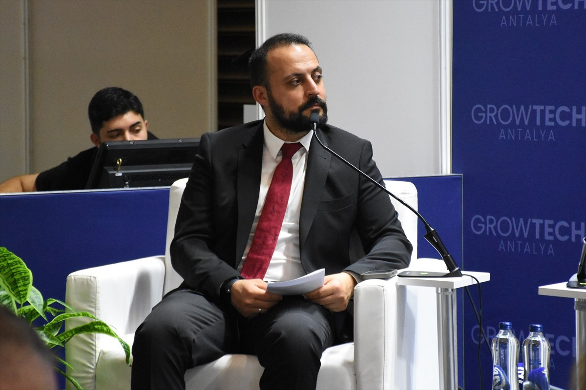 Dünyanın önemli tarım fuarları arasında yer alan Growtech Antalya Tarım Fuarı kapsamında, "Yeşil...
