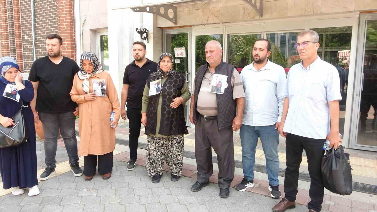 DURUŞMAYA MUSTAFA KILIÇ VE GİZEM ATEŞ'İN AİLE BİREYLERİ DE KATILDI.