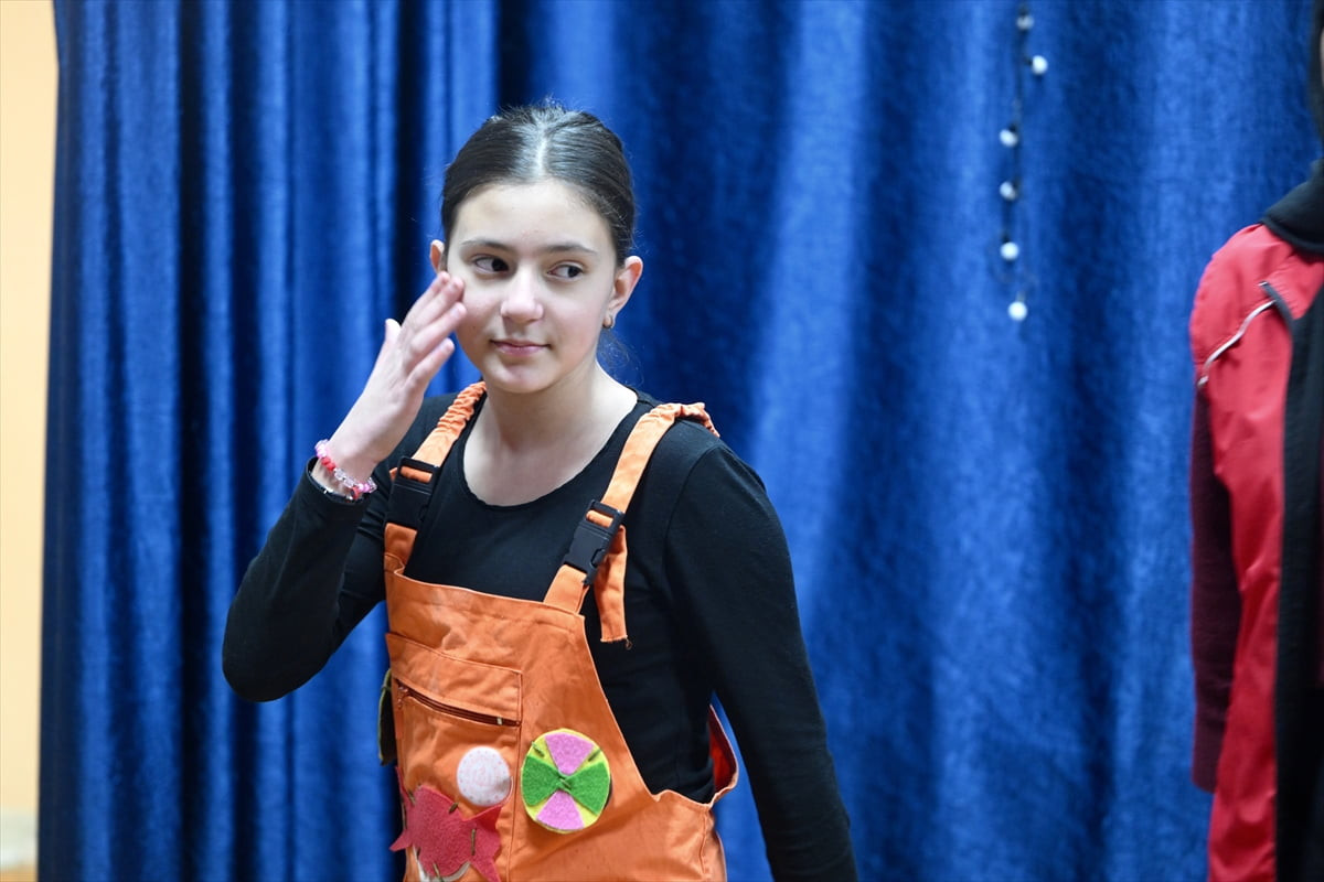 Düzce Bahçeşehir Gençlik Merkezi'nde eğitim öğretim yılının başında sağlıklı beslenme, spor...