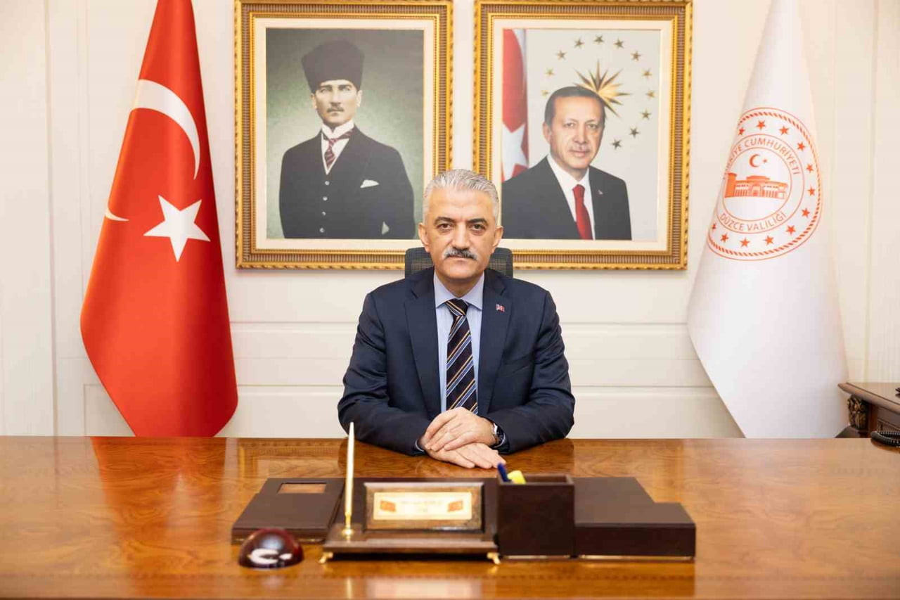 DÜZCE VALİSİ MEHMET MAKAS, "SAMSUN’DA GAZİ MUSTAFA KEMAL ATATÜRK TARAFINDAN YAKILAN BAĞIMSIZLIK VE...