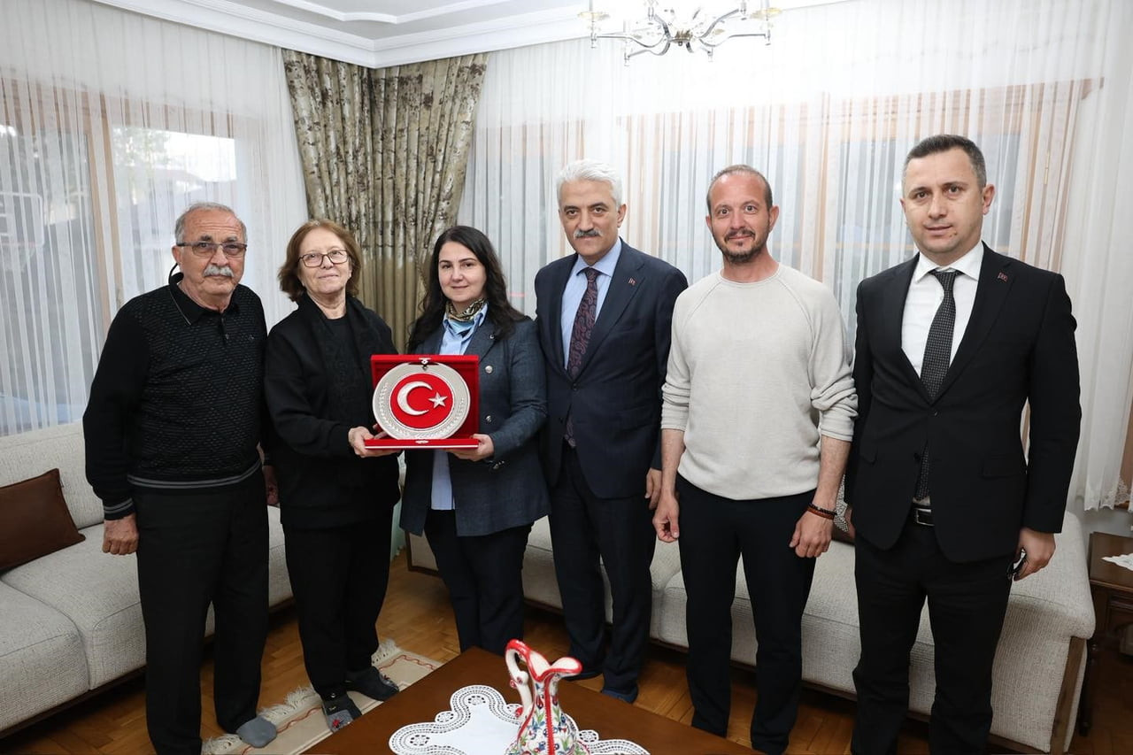 DÜZCE VALİSİ MEHMET MAKAS VE EŞİ ELİF MAKAS, POLİS TEŞKİLATI’NIN 181. KURULUŞ YIL DÖNÜMÜ...