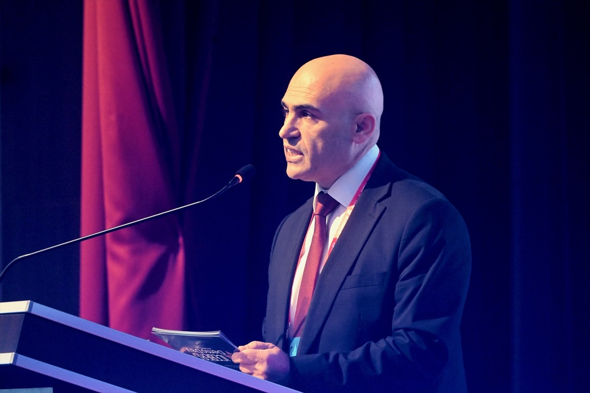 Düzce'de düzenlenen "ICEBERG Demo Day 2025" etkinliği, vizyoner girişimcileri yatırımcılarla...