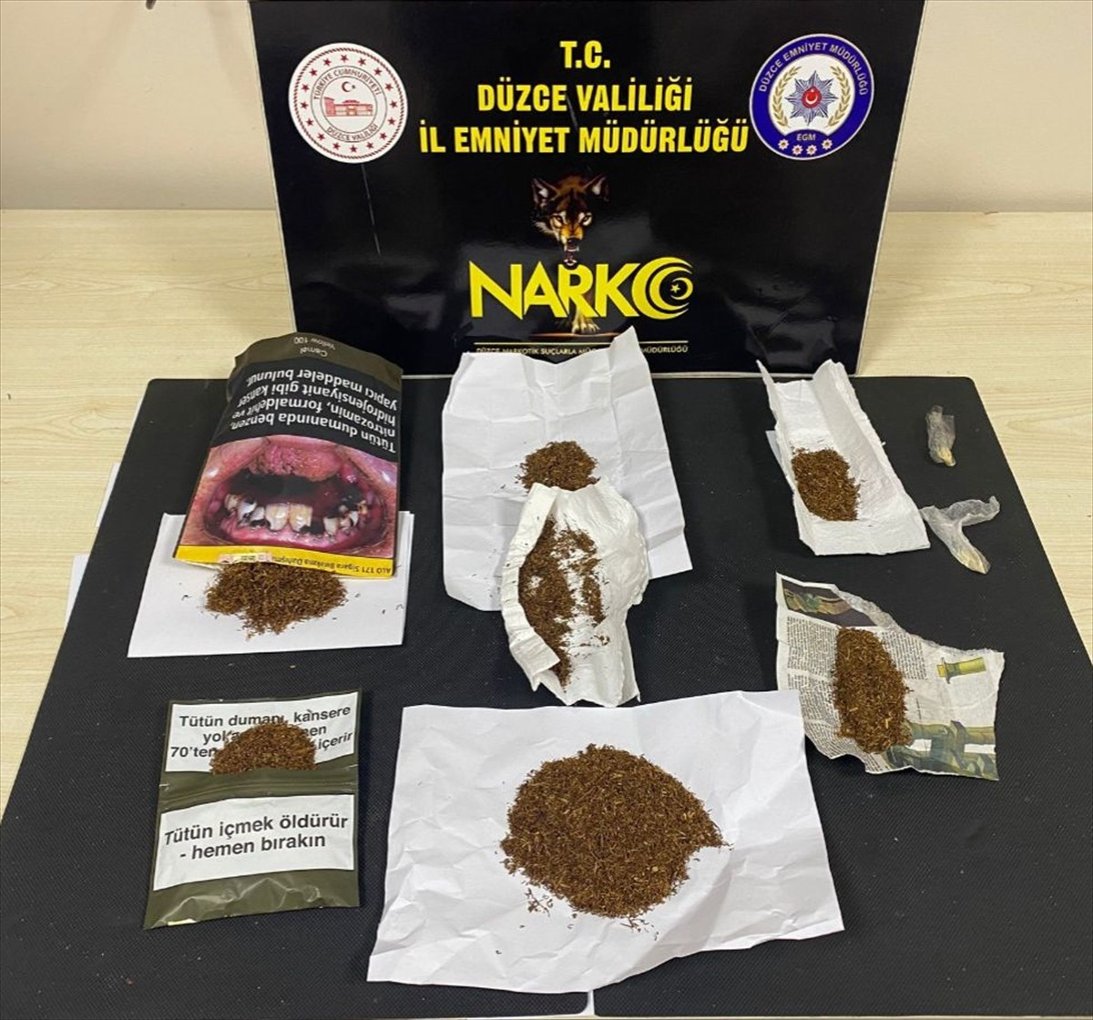 Düzce'de düzenlenen uyuşturucu operasyonunda gözaltına alınan 3 şüpheli tutuklandı. Operasyonda...
