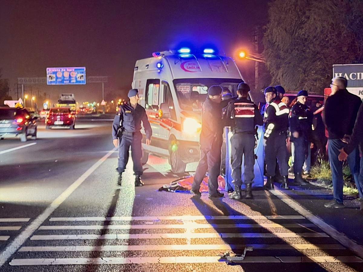 Düzce'de panelvanın çarptığı 75 yaşındaki yaya hayatını kaybetti.